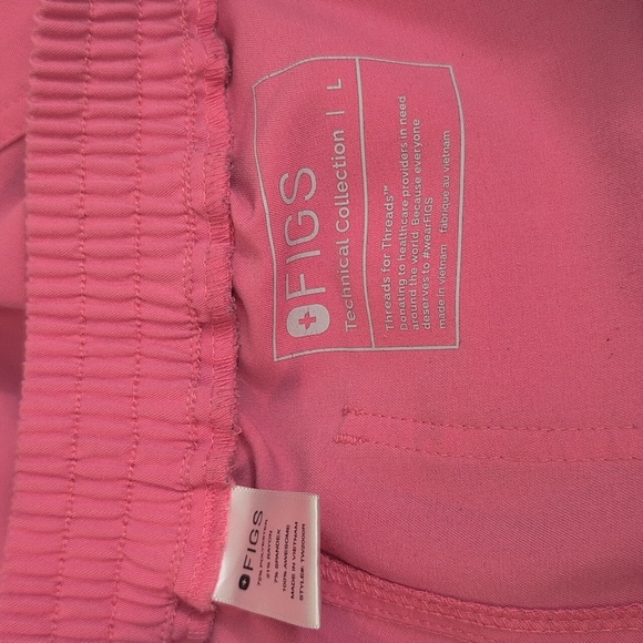 Pink Scrub Set - Picture 4 of 5